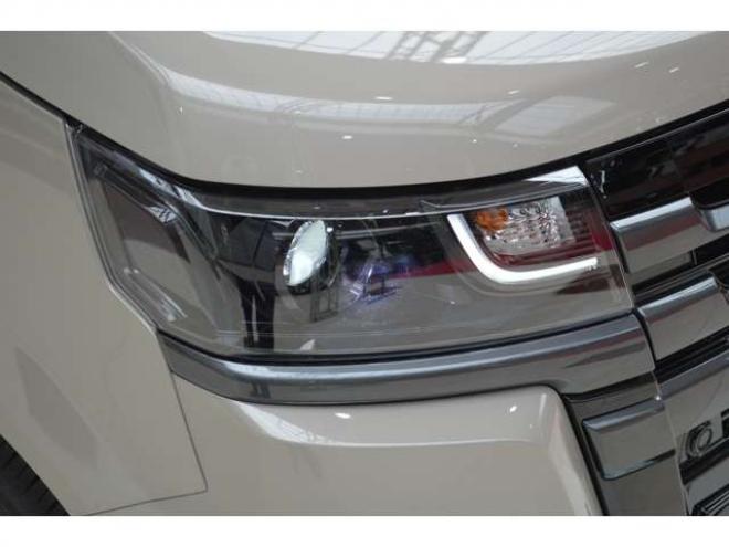 ワゴンRZL 4WD　届出済未使用車4WDセーフティサポート搭載スズキコネクト対応通信機装着車アイドリングストップバックアイカメラハイビームアシストLEDライトシートヒータースマートキー 登録済未使用車 660