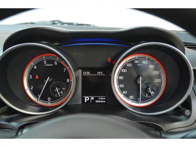 スイフト1.2 XG スズキ セーフティサポート非装着車 4WD　ワンオーナー車4WD横滑り防止装置ABSシートヒータードアミラーヒーターCDスマートキープッシュスタート社外15インチアルミ 1200