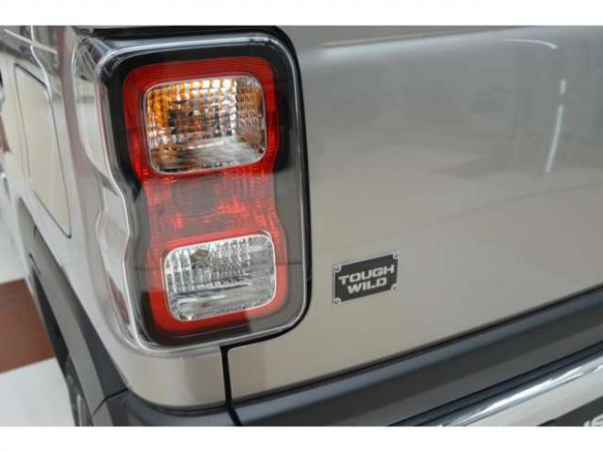 ハスラータフワイルド 4WD　ワンオーナーハイブリッド4WDスズキコネクト対応通信機装着車セーフティサポート搭載アダプティブクルーズコントロール全方位モニター付9インチナビTVバックカメラパドルシフトハイビームアシストLEDライト 660