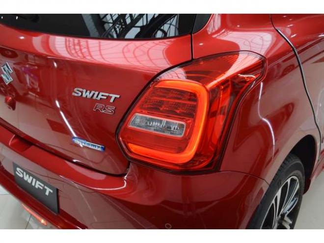 スイフト1.2 ハイブリッド RS 4WD　ワンオーナー車ハイブリッド4WDパドルシフトセーフティサポート搭載アイドリングストップ全方位モニター付8インチナビTVバックカメラLEDライトアダプティブクルーズコントロールETCドラレコリアフォグ 1200