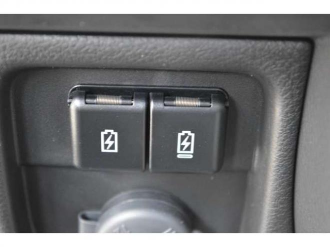 ソリオ1.2 バンディット ハイブリッド MV 4WD　登録済未使用車ハイブリッド4WDスズキコネクト対応通信機装着車セーフティサポート全方位モニター付9インチナビTVバックカメラアダプティブクルーズコントロール両側オートスライドドアLEDパーキングセンサー 登録済未使用車 1200