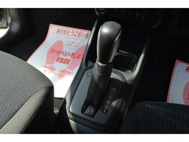 イグニス1.2 ハイブリッド MG 4WD　レンタアップ車ハイブリッド4WDセーフティサポート搭載アイドリングストップ7インチナビTVバックカメラ横滑り防止装置デュアルカメラブレーキサポートETCシートヒーター 1200