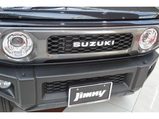 ジムニーXC 4WD　ワンオーナー車4WDターボセーフティサポート搭載アイドリングストップ横滑り防止装置クルーズコントロールハイビームアシストLEDライト7インチワイドナビTVオプショングリル 660