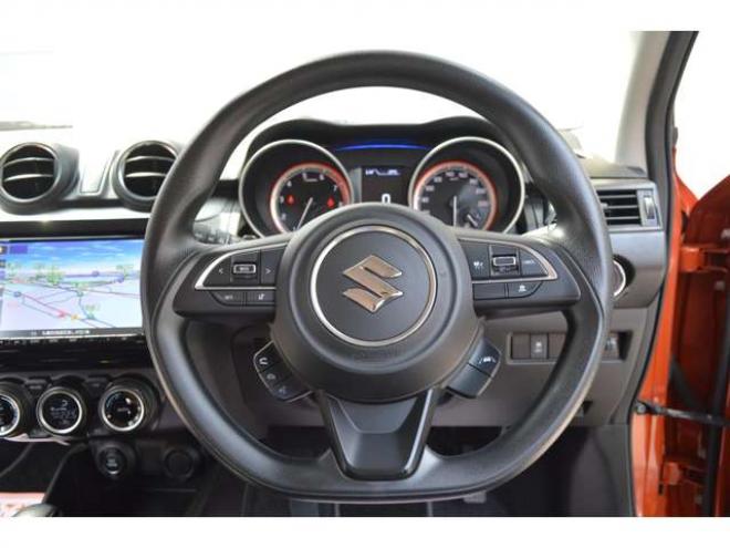 スイフト1.2 XG 4WD　ワンオーナー車4WDセーフティサポート8インチナビTVバックカメラETCアダプティブクルーズコントロール横滑り防止装置シートヒーター 1200