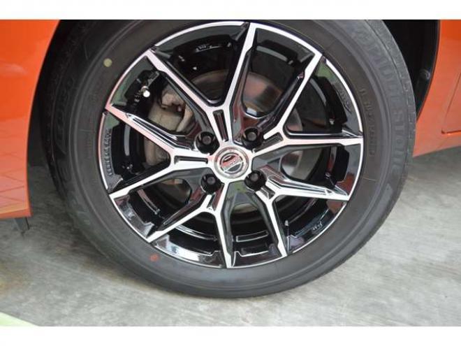 スイフト1.2 XG 4WD　ワンオーナー車4WDセーフティサポート8インチナビTVバックカメラETCアダプティブクルーズコントロール横滑り防止装置シートヒーター 1200