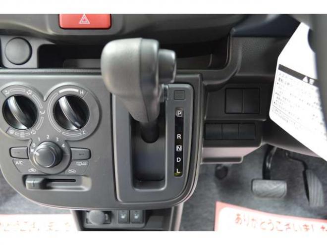 アルトハイブリッド S 4WD　届出済未使用車ハイブリッド4WDセーフティサポート搭載アイドリングストップハイビームアシストハロゲンヘッドライト 登録済未使用車 660