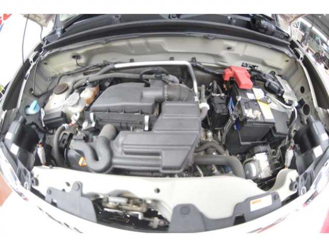 ハスラーJスタイルIII 4WD　ワンオーナー車Sエネチャージ4WDセーフティサポート搭載アイドリングストップ横滑り防止装置7インチワイドナビTVハーフレザーシートヒーターLEDライト 660