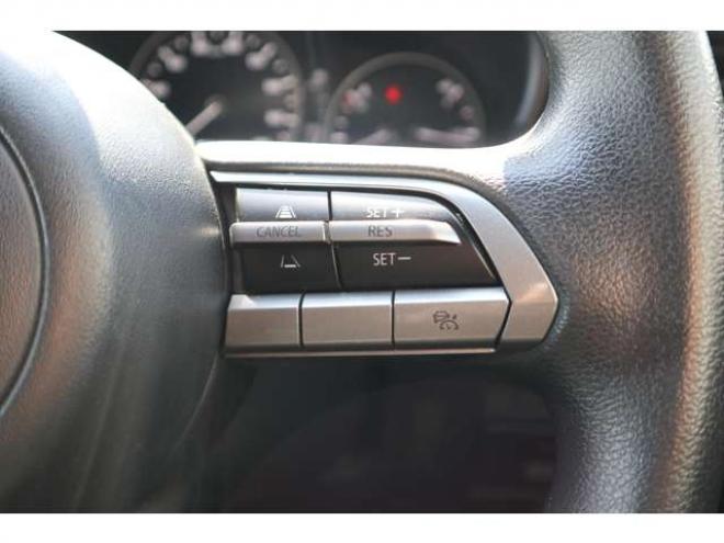 MAZDA3ファストバック 1.5 15C 4WD　純正フルセグナビ　Bluetooth HDMI バックカメラ　パーキングソナー　社外ドラレコ　ETC　電動パーキングブレーキ　アダプティブクルーズコントロール　ブラインドスポットモニター 1500