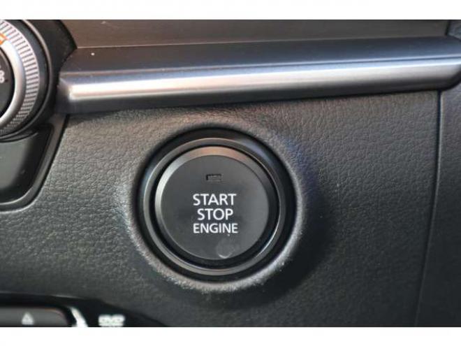 MAZDA3ファストバック 1.5 15C 4WD　純正フルセグナビ　Bluetooth HDMI バックカメラ　パーキングソナー　社外ドラレコ　ETC　電動パーキングブレーキ　アダプティブクルーズコントロール　ブラインドスポットモニター 1500