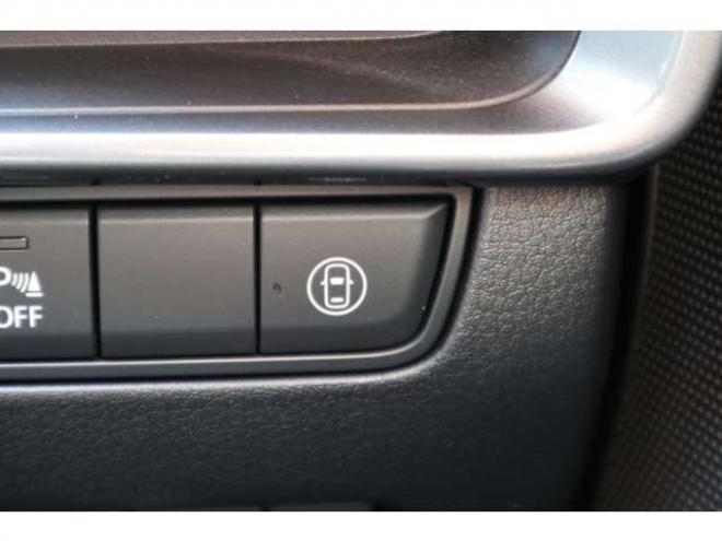 MAZDA3ファストバック 1.5 15C 4WD　純正フルセグナビ　Bluetooth HDMI バックカメラ　パーキングソナー　社外ドラレコ　ETC　電動パーキングブレーキ　アダプティブクルーズコントロール　ブラインドスポットモニター 1500