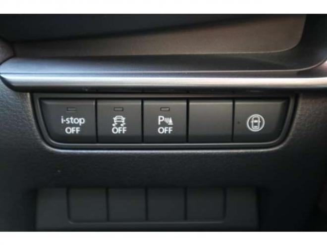 MAZDA3ファストバック 1.5 15C 4WD　純正フルセグナビ　Bluetooth HDMI バックカメラ　パーキングソナー　社外ドラレコ　ETC　電動パーキングブレーキ　アダプティブクルーズコントロール　ブラインドスポットモニター 1500