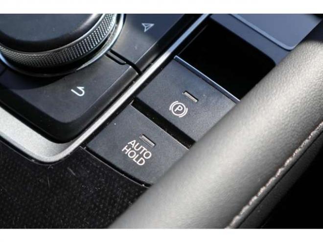 MAZDA3ファストバック 1.5 15C 4WD　純正フルセグナビ　Bluetooth HDMI バックカメラ　パーキングソナー　社外ドラレコ　ETC　電動パーキングブレーキ　アダプティブクルーズコントロール　ブラインドスポットモニター 1500