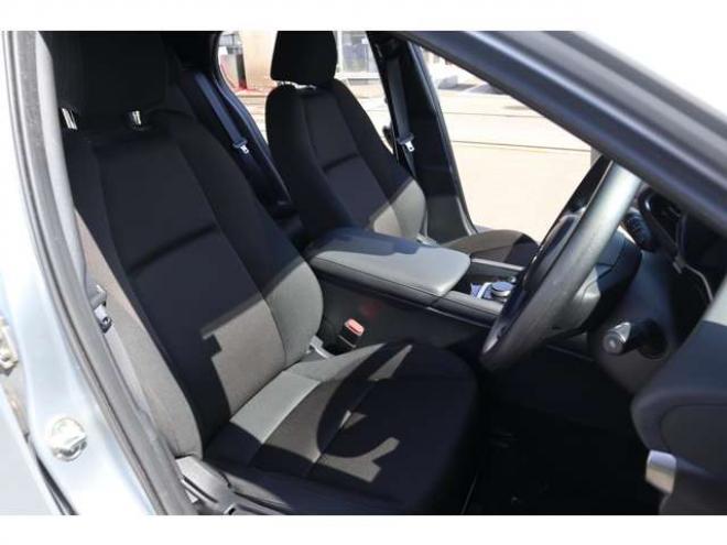 MAZDA3ファストバック 1.5 15C 4WD　純正フルセグナビ　Bluetooth HDMI バックカメラ　パーキングソナー　社外ドラレコ　ETC　電動パーキングブレーキ　アダプティブクルーズコントロール　ブラインドスポットモニター 1500