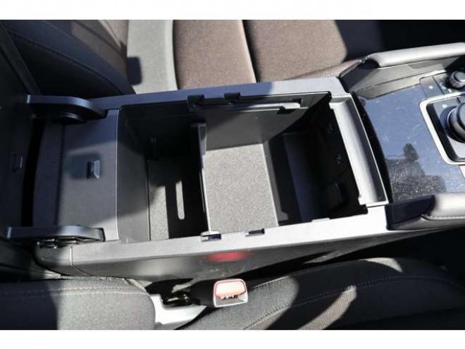MAZDA3ファストバック 1.5 15C 4WD　純正フルセグナビ　Bluetooth HDMI バックカメラ　パーキングソナー　社外ドラレコ　ETC　電動パーキングブレーキ　アダプティブクルーズコントロール　ブラインドスポットモニター 1500