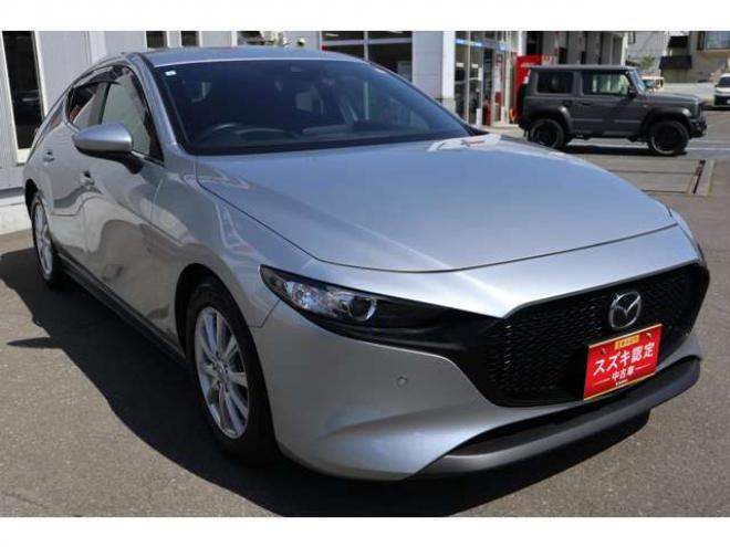 MAZDA3ファストバック 1.5 15C 4WD　純正フルセグナビ　Bluetooth HDMI バックカメラ　パーキングソナー　社外ドラレコ　ETC　電動パーキングブレーキ　アダプティブクルーズコントロール　ブラインドスポットモニター 1500