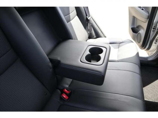 エクストレイル2.0 20S エマージェンシーブレーキパッケージ 2列車 4WD　社外ナビ　ETC シートヒーター　ヒルディセントコントロール　車線逸脱警報機能　エマージェンシーブレーキ 2000