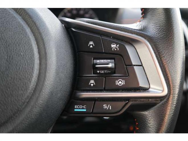 XV2.0e-L アイサイト 4WD　社外ナビ Bluetooth バックカメラ　ETC　電動パーキングブレーキ　オートビークルホールド　LEDヘッドライト 2000