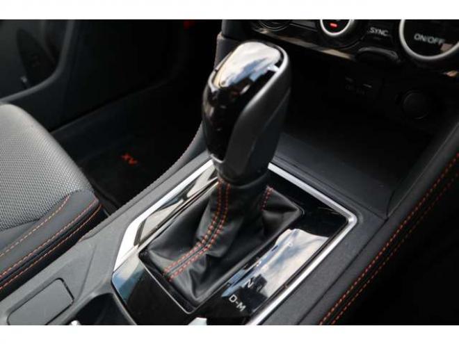 XV2.0e-L アイサイト 4WD　社外ナビ Bluetooth バックカメラ　ETC　電動パーキングブレーキ　オートビークルホールド　LEDヘッドライト 2000
