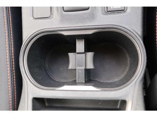 XV2.0e-L アイサイト 4WD　社外ナビ Bluetooth バックカメラ　ETC　電動パーキングブレーキ　オートビークルホールド　LEDヘッドライト 2000