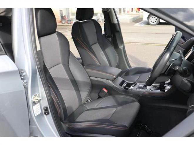 XV2.0e-L アイサイト 4WD　社外ナビ Bluetooth バックカメラ　ETC　電動パーキングブレーキ　オートビークルホールド　LEDヘッドライト 2000