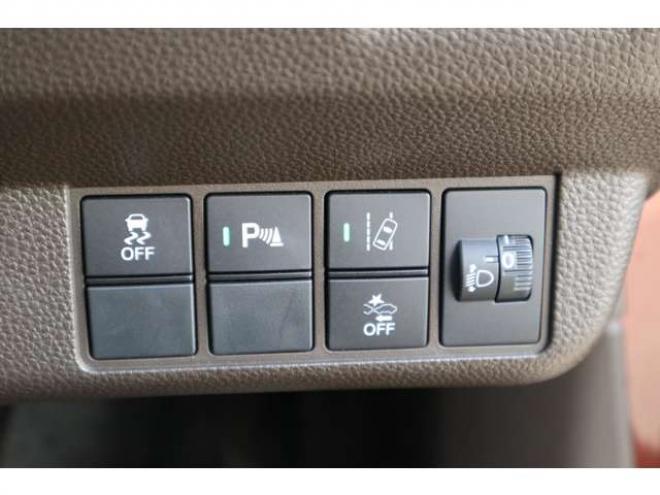 N-WGNL ホンダ センシング 4WD　社外フルセグナビ　バックカメラ　ETC　シートミラーヒーター　電動パーキング　ブレーキホールド　　オートライト　アダプティブクルーズコントロール　レーンキープアシスト 660