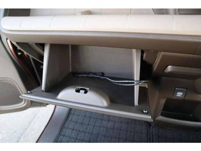 N-WGNL ホンダ センシング 4WD　社外フルセグナビ　バックカメラ　ETC　シートミラーヒーター　電動パーキング　ブレーキホールド　　オートライト　アダプティブクルーズコントロール　レーンキープアシスト 660