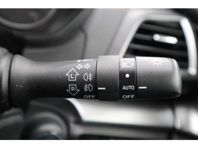XV2.0i-L アイサイト 4WD　ナノイー付き純正フルセグナビ　バックカメラ　サイドビューモニター　電動パーキングブレーキ　アダプティブクルーズコントロール　ミラーヒーター　純正前側ドラレコ 2000