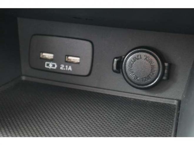 XV2.0i-L アイサイト 4WD　ナノイー付き純正フルセグナビ　バックカメラ　サイドビューモニター　電動パーキングブレーキ　アダプティブクルーズコントロール　ミラーヒーター　純正前側ドラレコ 2000
