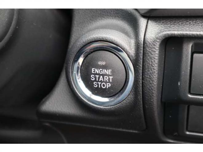 XV2.0i-L アイサイト 4WD　ナノイー付き純正フルセグナビ　バックカメラ　サイドビューモニター　電動パーキングブレーキ　アダプティブクルーズコントロール　ミラーヒーター　純正前側ドラレコ 2000