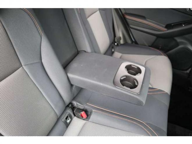 XV2.0i-L アイサイト 4WD　ナノイー付き純正フルセグナビ　バックカメラ　サイドビューモニター　電動パーキングブレーキ　アダプティブクルーズコントロール　ミラーヒーター　純正前側ドラレコ 2000