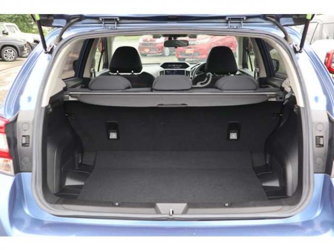 XV2.0i-L アイサイト 4WD　ナノイー付き純正フルセグナビ　バックカメラ　サイドビューモニター　電動パーキングブレーキ　アダプティブクルーズコントロール　ミラーヒーター　純正前側ドラレコ 2000