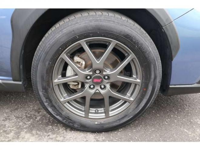 XV2.0i-L アイサイト 4WD　ナノイー付き純正フルセグナビ　バックカメラ　サイドビューモニター　電動パーキングブレーキ　アダプティブクルーズコントロール　ミラーヒーター　純正前側ドラレコ 2000
