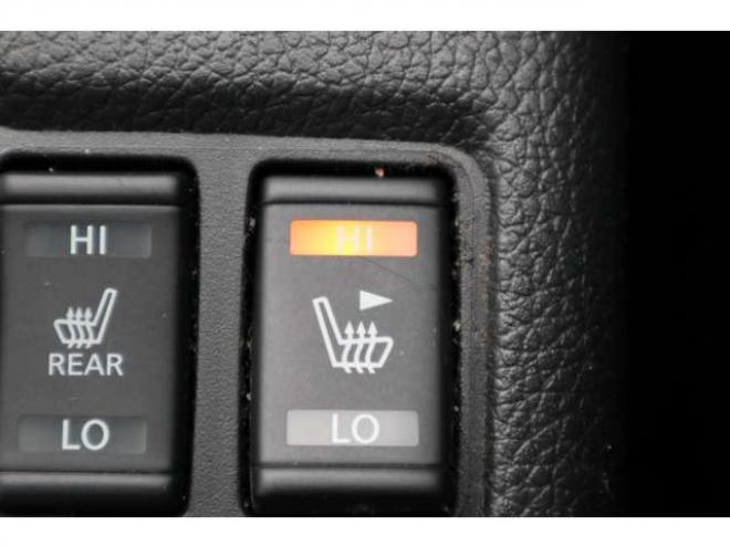 エクストレイル2.0 20X 2列車 4WD　純正フルセグナビ　アラウンドビューカメラ　ETC　全席シートヒーター　ミラーヒーター　エマージェンシーブレーキ　横滑り防止装置 2000