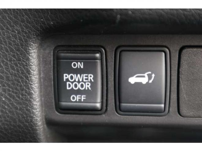 エクストレイル2.0 20X 2列車 4WD　純正フルセグナビ　アラウンドビューカメラ　ETC　全席シートヒーター　ミラーヒーター　エマージェンシーブレーキ　横滑り防止装置 2000