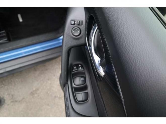 エクストレイル2.0 20X 2列車 4WD　純正フルセグナビ　アラウンドビューカメラ　ETC　全席シートヒーター　ミラーヒーター　エマージェンシーブレーキ　横滑り防止装置 2000