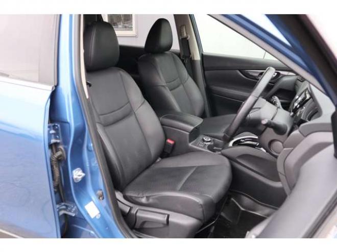 エクストレイル2.0 20X 2列車 4WD　純正フルセグナビ　アラウンドビューカメラ　ETC　全席シートヒーター　ミラーヒーター　エマージェンシーブレーキ　横滑り防止装置 2000