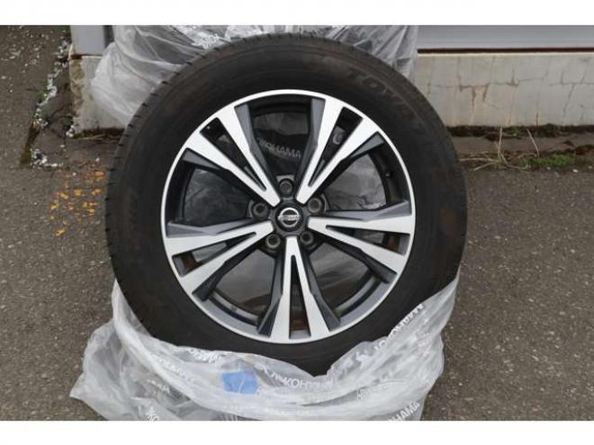 エクストレイル2.0 20X 2列車 4WD　純正フルセグナビ　アラウンドビューカメラ　ETC　全席シートヒーター　ミラーヒーター　エマージェンシーブレーキ　横滑り防止装置 2000
