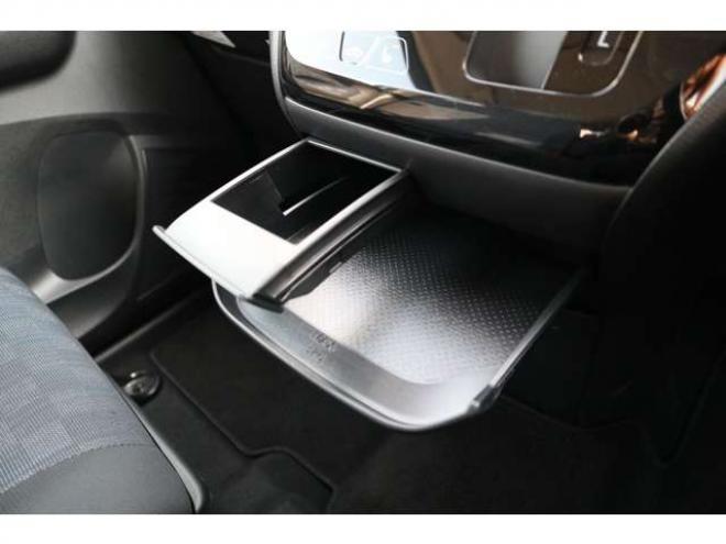 デイズハイウェイスターX プロパイロット エディション 4WD　純正フルセグナビ　アラウンドビューカメラ　ETC　LEDヘッドライト　電動パーキングブレーキ　アダプティブクルーズコントロール　シートヒーター　オートビークルホールド 660