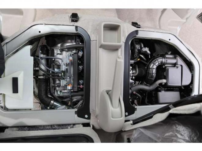 エブリイジョイン ターボ ハイルーフ 4WD　デュアルカメラブレーキサポート　後退時ブレーキサポート　　LEDヘッドライト　シートミラーヒーター 660