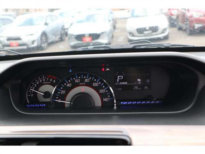 ワゴンRカスタムZ ハイブリッド ZX アップグレードパッケージ装着車 4WD　LEDヘッドライト　オートライト　アダプティブクルーズコントロール　アイドリングストップ　シートヒーター　デュアルカメラブレーキサポート 660