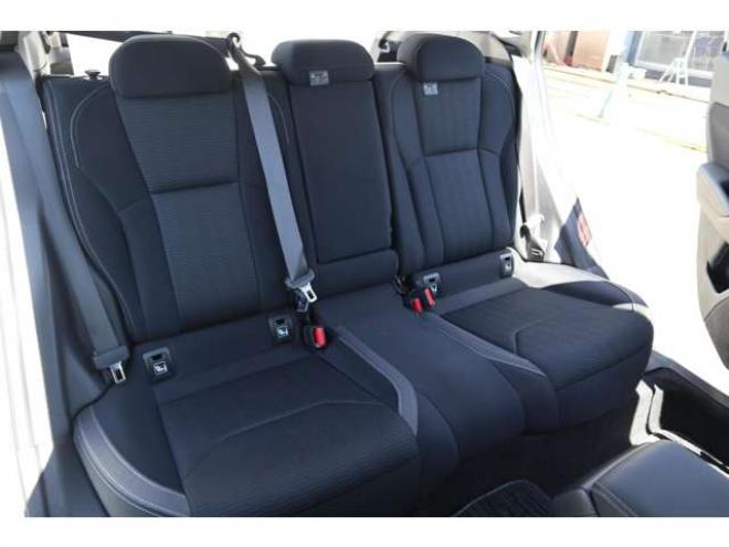 インプレッサスポーツ 2.0 i-L アイサイト 4WD　純正フルセグナビ　バックカメラ　前側ドラレコ　HIDヘッドライト　ヒルホールド　アダプティブクルーズコントロール　電動パーキング　　ETC　ヘッドライトウォッシャー 2000
