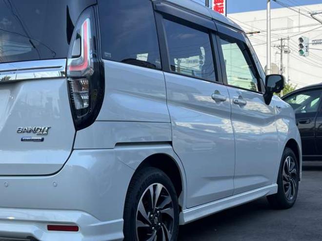 ソリオ1.2 バンディット ハイブリッド MV 4WD　スマートキー・プッシュスタート・片側パワースライド・両席シートヒーター・純正フルセグナビ・BT・前後ドラレコ・全方位カメラ・ヘッドアップディスプレイ・ウィンカーミラーライト・LEDヘッド・LEDフォグ 1200
