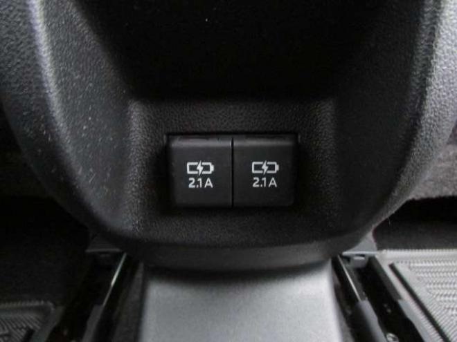 ライズ1.0 X 4WD　社外ナビ/フルセグTV/ブルートゥース/バックカメラ/プリクラッシュセーフティー/ETC/シートヒーター/LEDヘッドライト/社外16インチAW 1000