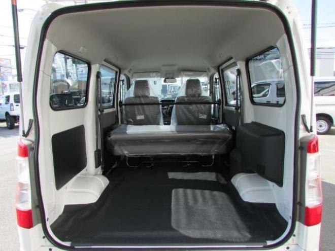 タウンエースバン1.5 GL 4WD　登録済未使用車/スマートアシスト/LEDヘッドライト/MAD CROSS14インチホイール+ジオランダーX-AT/キーレス/アイドリングストップ/ディスプレイオーディオ 登録済未使用車 1500