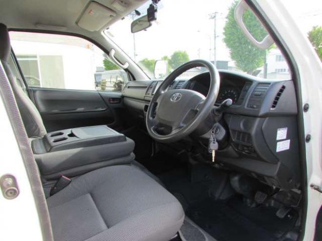 レジアスエース3.0 DX ロングボディ GLパッケージ ディーゼルターボ 4WD　社外ナビ/バックカメラ/フルセグTV/Bluetooth/ETC/ドライブレコーダー/LEDヘッドライト 3000