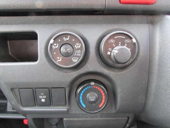 レジアスエース3.0 DX ロングボディ GLパッケージ ディーゼルターボ 4WD　社外ナビ/バックカメラ/フルセグTV/Bluetooth/ETC/ドライブレコーダー/LEDヘッドライト 3000