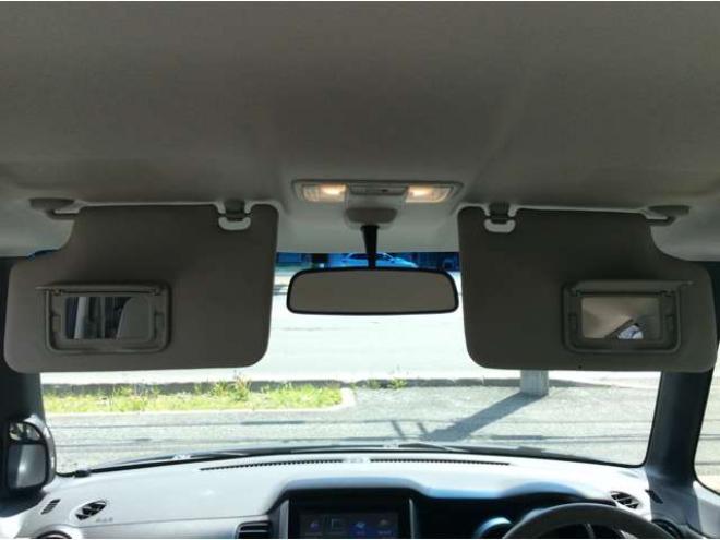 N-BOXG ターボパッケージ 4WD　パワスラ　スマートキー　クルーズコントロール　ドラレコ　Bカメラ　メモリーナビ　電動格納ミラー　オートライト　横滑り防止　アイドリングストップ　パナソニックフルセグTV　メモリナビ　Bluetooth ETC 660
