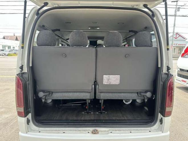 ハイエース2.7 GL ロング ミドルルーフ 4WD　プッシュスタート ETC パワースライドドア 前後ドラレコ 9インチナビ Bカメラ　フルセグTV DVD Bluetooth　フリップダウンモニター ベッドキット ワーク17AW　サブウーファー リアヒーター&クーラー 2700