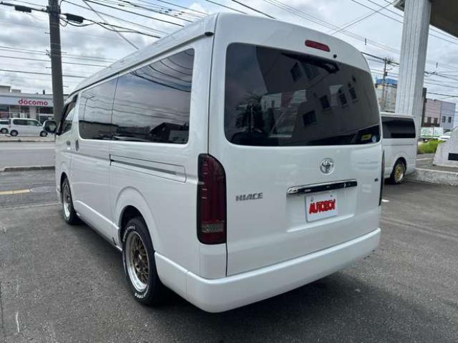 ハイエース2.7 GL ロング ミドルルーフ 4WD　プッシュスタート ETC パワースライドドア 前後ドラレコ 9インチナビ Bカメラ　フルセグTV DVD Bluetooth　フリップダウンモニター ベッドキット ワーク17AW　サブウーファー リアヒーター&クーラー 2700