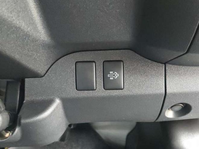 ハイエースバン2.8 スーパーGL ダークプライムII ロングボディ ディーゼルターボ 4WD　ESSEX FスポイラーVer3&サイドライナー&リアライナー　ESSEX　フロアマッド　ENCD17インチAW　ヨコハマPARADA17インチ　ハーフレザーシート　プッシュスタート　リアヒーター 2800